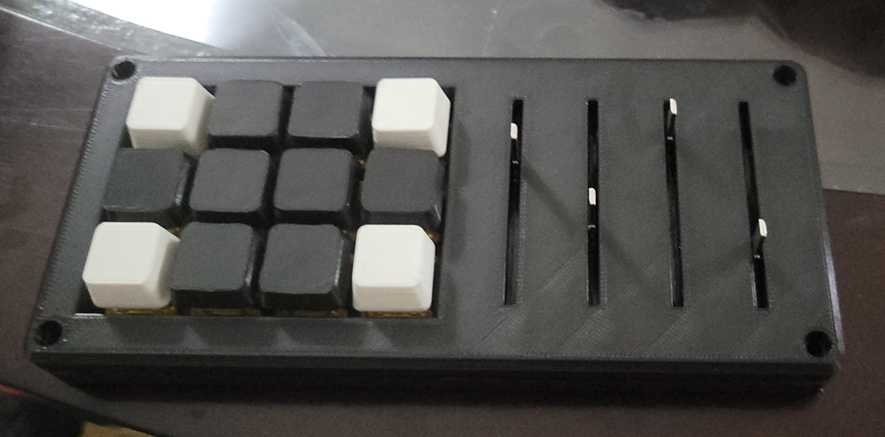 Completed MisteRdeck Assembly